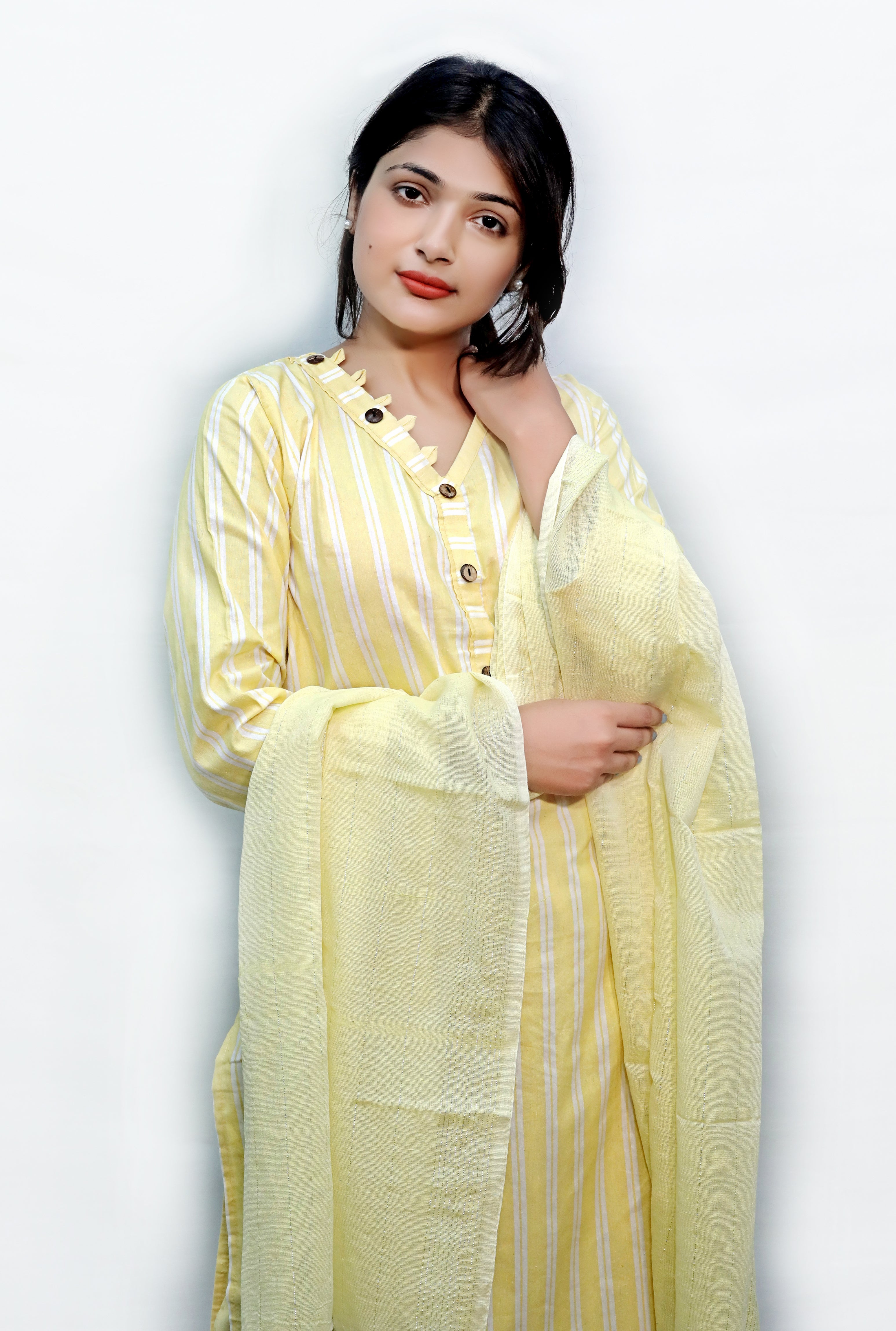 Lining with V - Neck Design Kurti Set